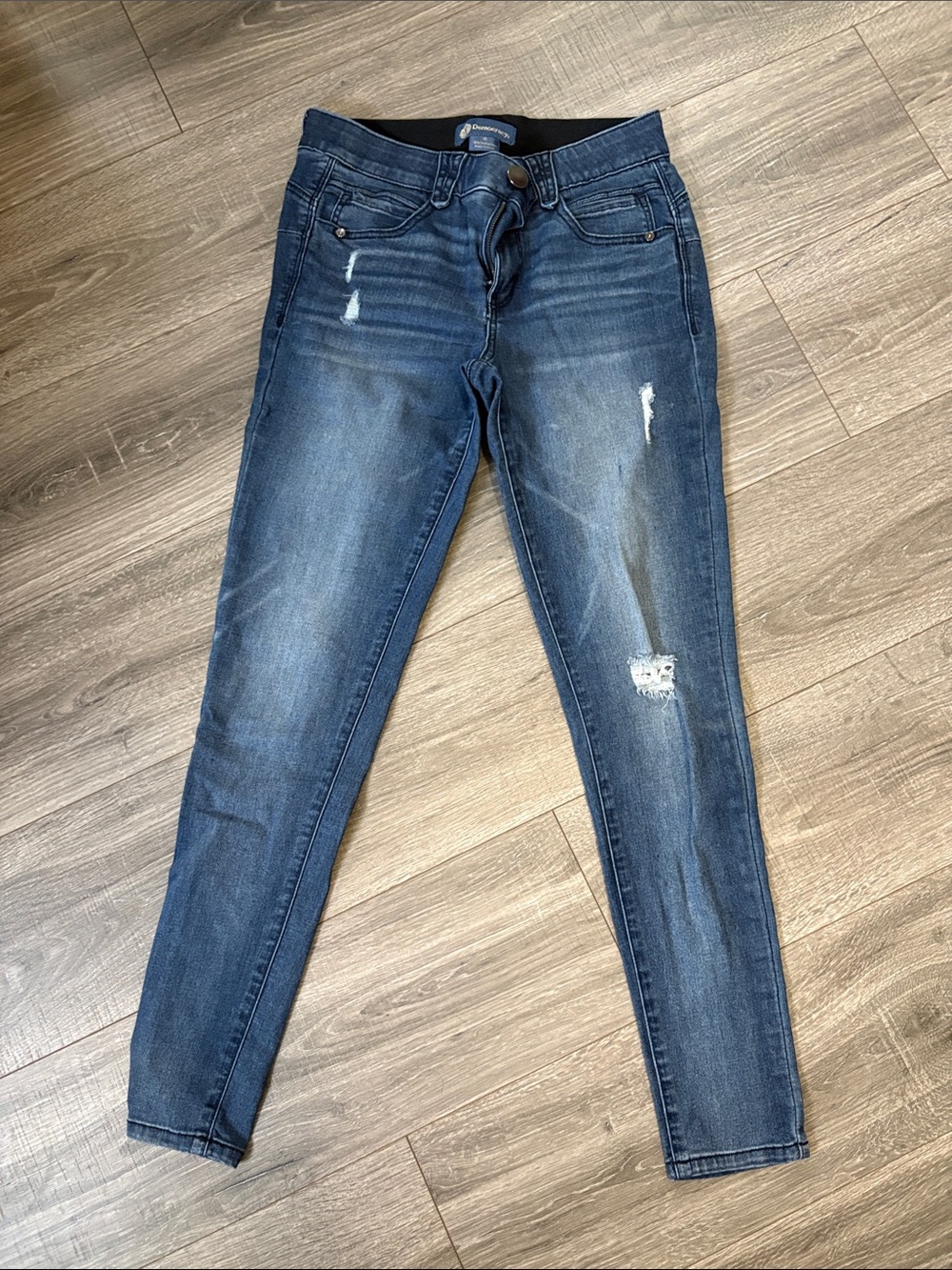 Democracy Women's Medium/Dark Blue Distressed Skinny Jeans